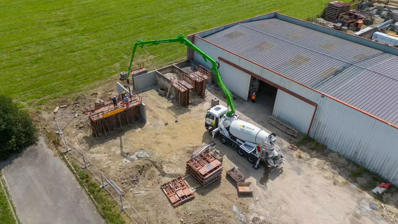 camion toupie béton mixo pompe livraison béton loire-atlantique